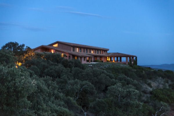 EXTERIOR-NOCHE-4188