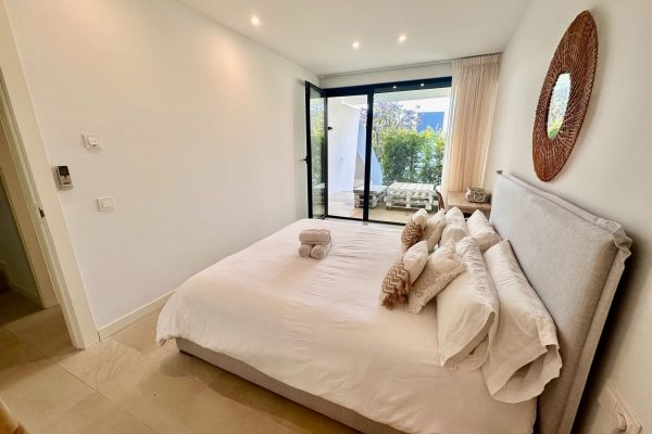 casa-contemporanea-terrazas-piscina-azotea-06