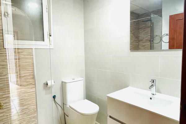 chalet-mediterraneo-torre-piscina-jardin-07