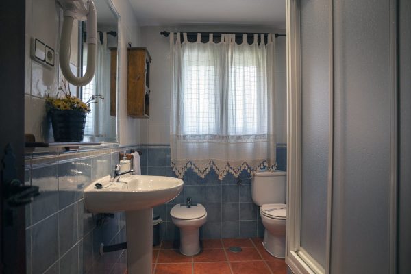 imgi_22_bano-casa-chalet-collaspino-gascones