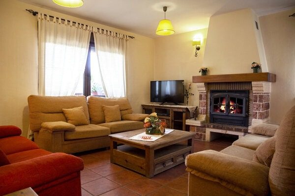 imgi_62_sm-salon-casa-chalet-sierra-de-madrid