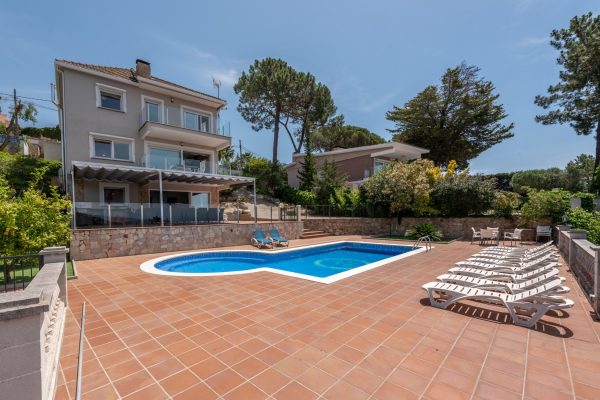 syt-cadiz60-mimosa-bolhuis-claasen-20261005-01