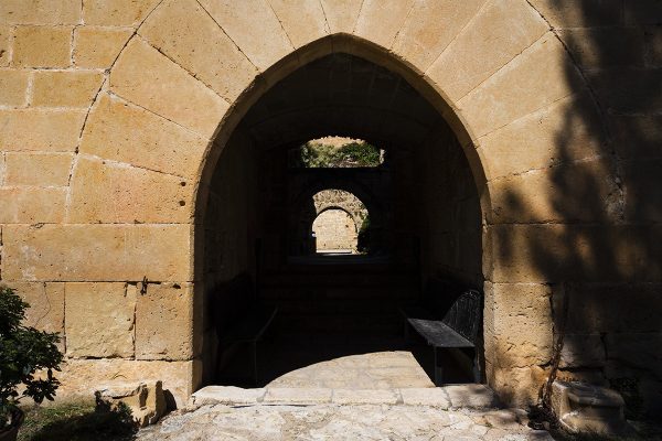 syt-castillo-medieval-amurallado-07