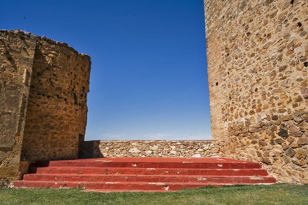 syt-castillo-medieval-amurallado-15
