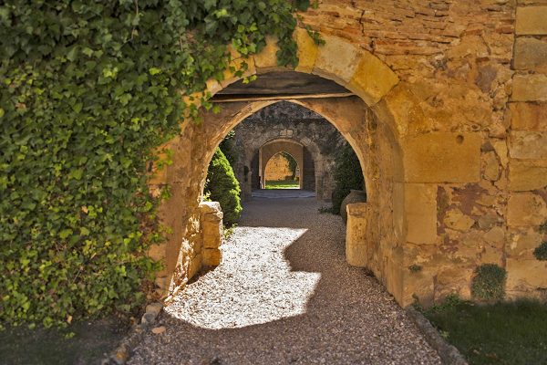 syt-castillo-medieval-amurallado-19