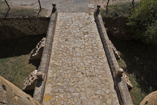 syt-castillo-medieval-amurallado-23