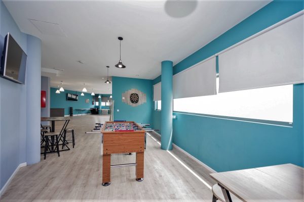syt-espacio-versatil-azul-tres-salas-office-04