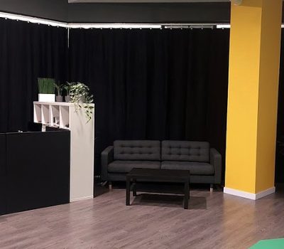 syt-estudio-audiovisual-ciclorama-croma-recepcion-01