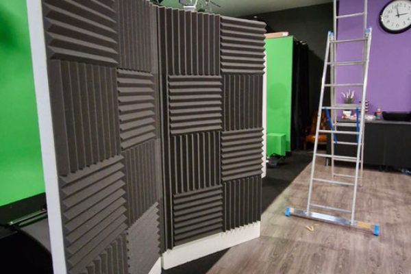 syt-estudio-audiovisual-ciclorama-croma-recepcion-03