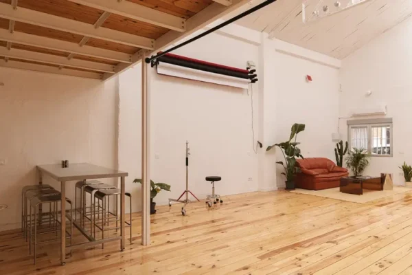 syt-loft-industrial-luminoso-altillo-madera-05