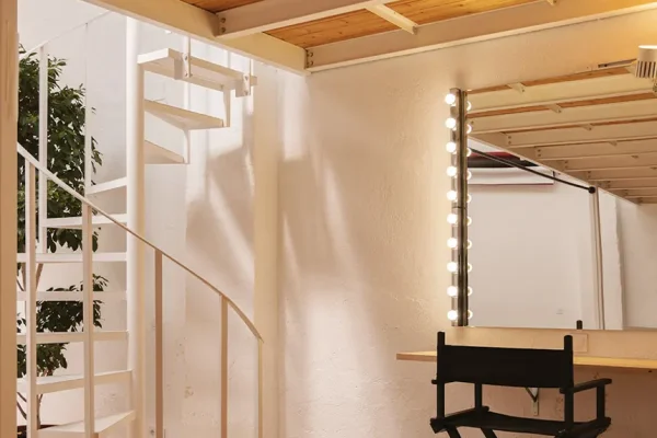 syt-loft-industrial-luminoso-altillo-madera-07
