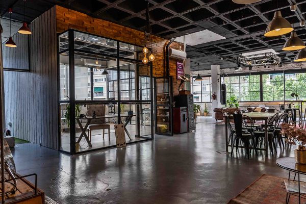 syt-loft-industrial-ventanales-oficinas-02