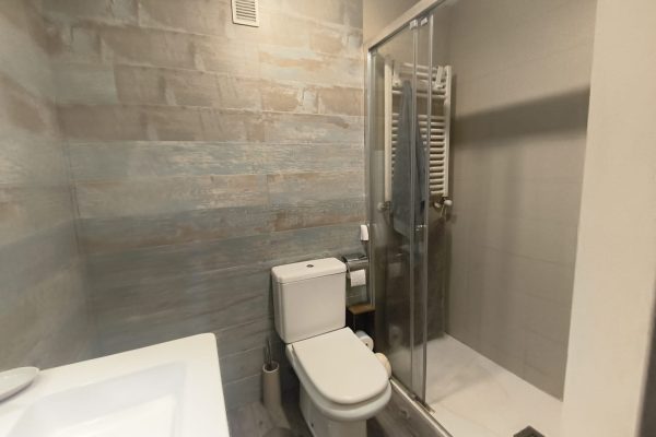 sytios-piso-salon-turquesa-terraza-20261027-15