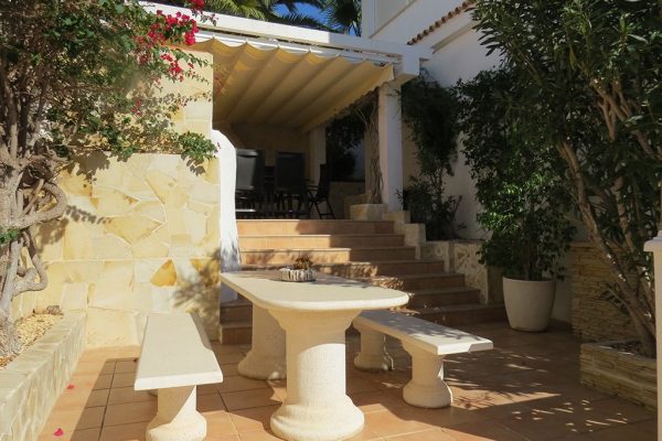villa-mediterranea-isla-piscina-azotea-08