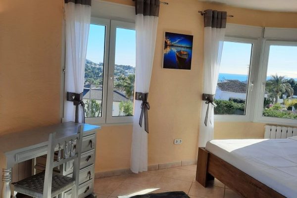 villa-torreon-porche-piscina-vistas-mar-04